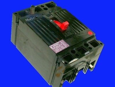 3 GENERAL ELECTRIC 15 AMP CIRCUIT BREAKERS # THED136015