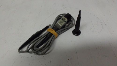 Tektronix P6121 Probe 10:1 11 pf 10 Ohm, 1.5 Meter with lead and grabber