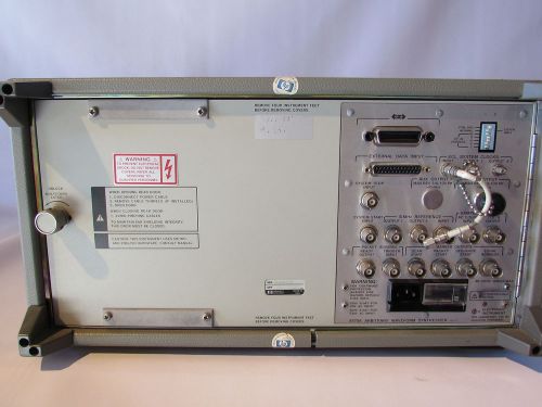 HP 8770A DIGITAL TO ANALOG ARBITRARY WAVEFORM SYNTHESIZER 125 MHz
