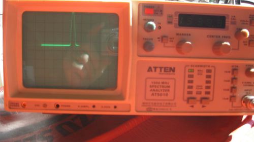 ATTEN Spectrum Analyzer 1050MHz model AT1050 used in great shape