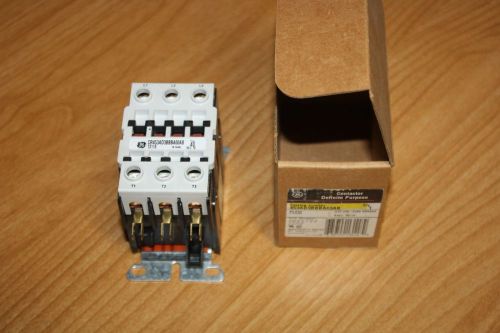 GE CR453AD3BBBA00AB CONTACTOR 40AMP 3 POLE NEW IN BOX