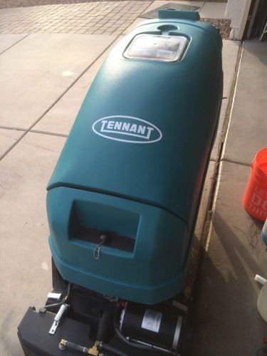Carpet Cleaning Machine Ready Space Tennant 1610 Like New 102 hours