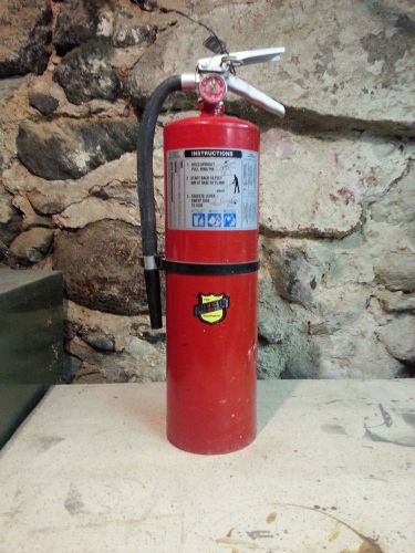 BUCKEY FIRE EQUIPMENT Model 10 HI SA80 ABC FIRE EXTINGUISHER 10LB DRY CHEMICAL