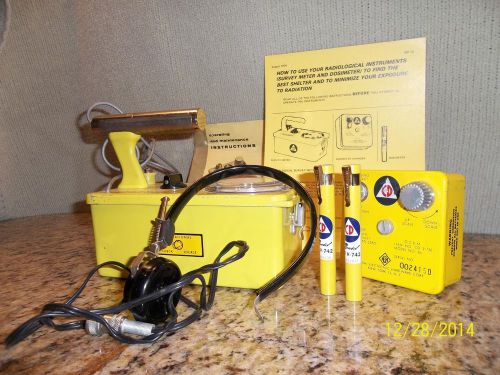 Cold War Vintage Geiger Counter, Victoreen CDV-700 Model 6A