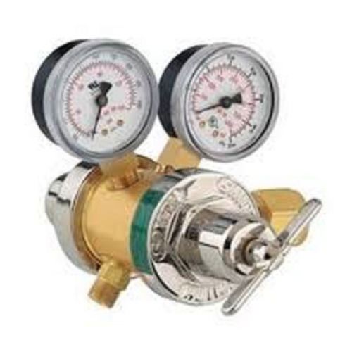 New! smith stage 2 oxygen regulator p/n 35-125-540 for sale