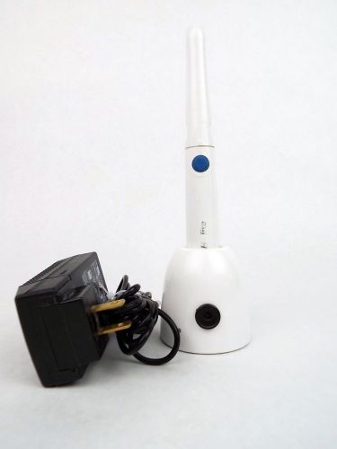 Discus Flash Lite 1401 LED Dental Visible Polymerization Cordless Curing Light