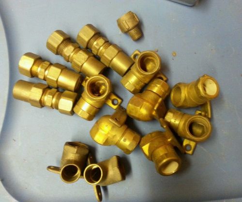 (14) Tube Connector, (NEW) SOLID BRASS from Bulk box NOS LOT of 14.