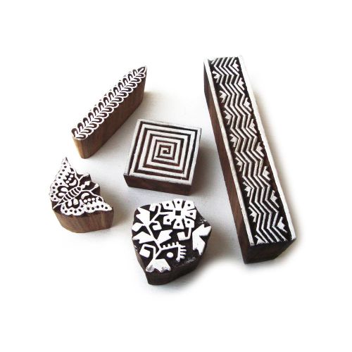 Multi hand carved spiral &amp; floral pattern wooden printing tags (set of 5) for sale