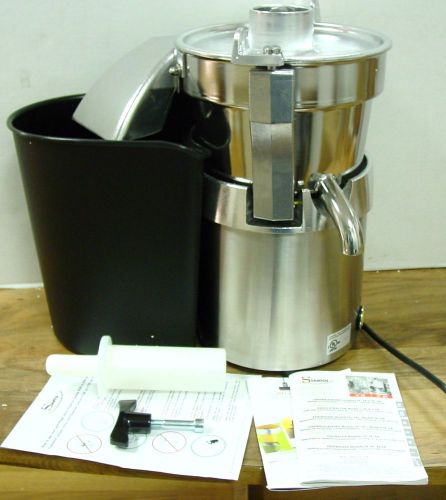 Lightly used mj800 / ~ santos  28 commercial fruit &amp; vegetable juice extractor for sale
