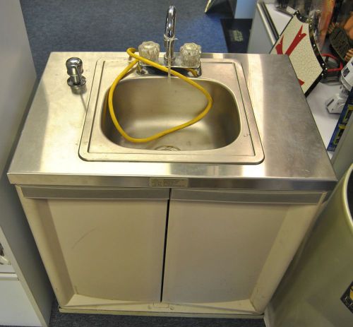 Handy Dandy Portable Sink Model PK-107 HOT WATER 110V PREPPER BUG OUT CABIN