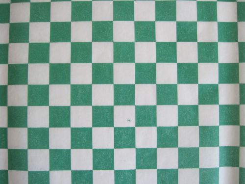 Green Check Dry Wax Paper Deli Wrap and Basket Liner  | 25CT