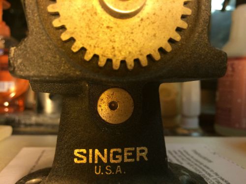 Vintage Singer Hand Crank Fabric Cutter table mount,