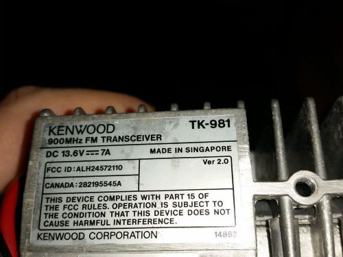 Kenwood tk 981 , 900 mhz transceiver complete package for sale