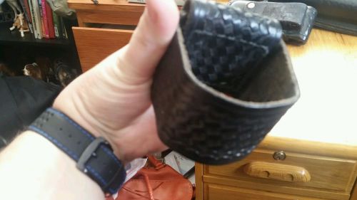 Basketweave radio holder leather