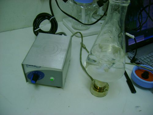 Compact, submersible magnetic stirrer VWR 230