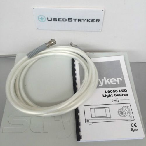 Stryker L9000 Stryker 220-210-000 Lightsource w/ light cable-
							
							show original title