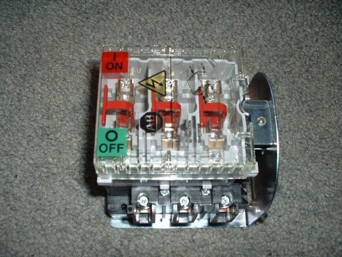 NIB ALLEN-BRADLEY SERIES A 30A FRONT OPERATED DISCONNECT SWITCH 194RF-NC030R24E