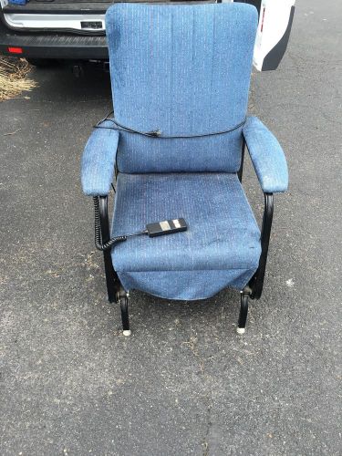 Electric Reclining Chair Very Good Condition