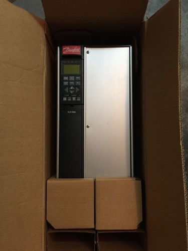 NEW IN BOX, Danfoss VLT5016 Inverter Drive, 15HP, 3x380-500V, 27.9 A