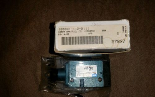 MAC 150PSI 1/4IN. NPT 5PORT MANUALLY OPERATED VALVE 18001-112-0111 *NEW IN BOX*