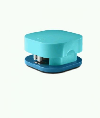 Quirky Align Stapler with Detachable Magnetic Base