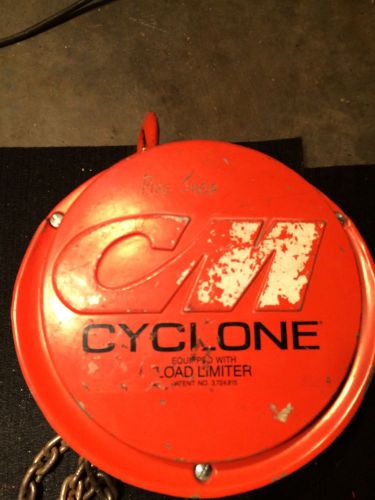 CM Columbus McKinnon 1/2 Ton Cyclone Manual Chain Hoist 24&#039; Lift 1000lb Capacity