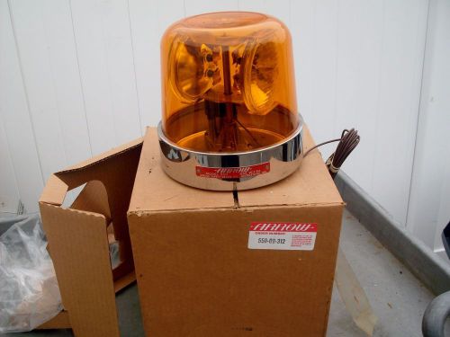 VINTAGE Arrow Safety Beacon Light NEW NOS Model 550