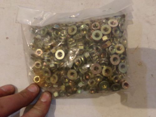 (300) LINDSTROM METRIC M6 6923-8 NON-SERRATED HEX FLANGE NUTS - NEW