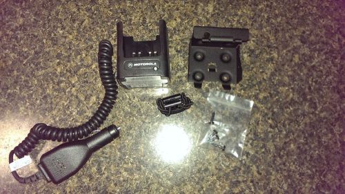 NEVER BEEN USED!! MOTOROLA two way radio travel charger kit!