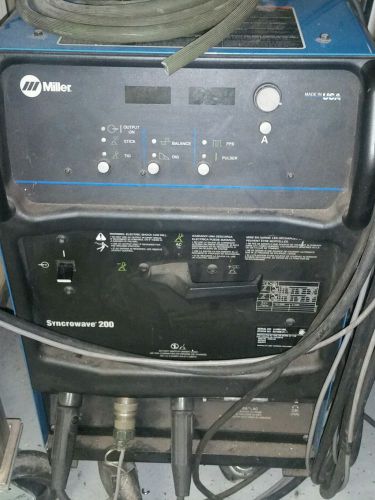 Miller Dynasty 200 SD 907099 TIG Welder