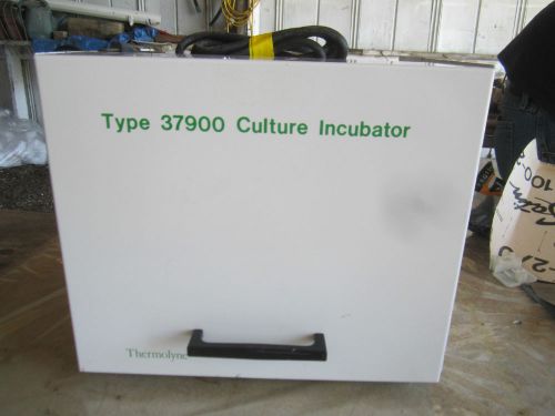 Thermolyne Type 37900 Culture Incubator Model I37925-Free Shipping.