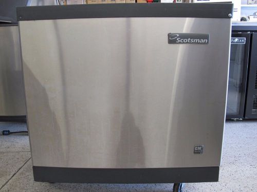 SCOTSMAN CME256AS-IF 300lb A DAY AIR COOLED FULL CUBE ICE MAKER