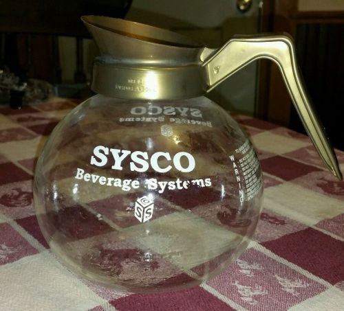 SYSCO GOLD RIM COMMERCIAL COFFEE CARAFE / POT--12 CUP-- GLASS-- GOLD HANDLE