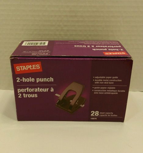 STAPLES 2-HOLE PUNCH 28 SHEET CAPACITY #10575 NEW FAST SHIPPING
