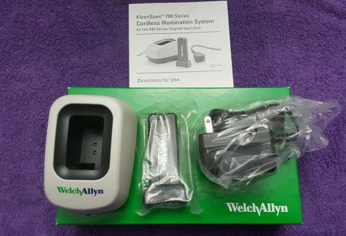 WELCH ALLYN KLEENSPEC 79910 CORDLESS LIGHT ILLUMINATION SYSTEM W/CHARGER NEW
