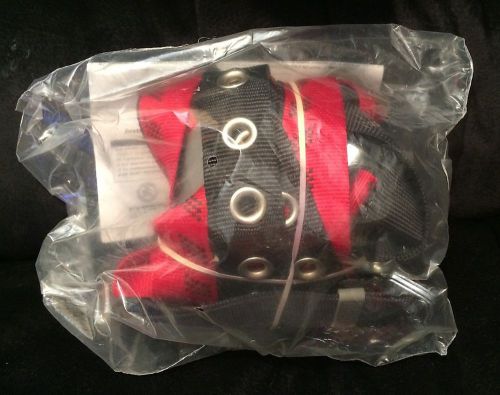 Msa technacurv harness n151321100002 : new in bag for sale