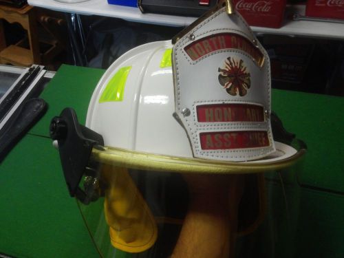 NICE &amp; CLEAN Cairns 1010 Defender Standard Fire Helmet With Face Shield &amp; Liner