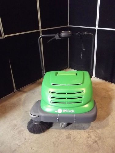 IPC SmartVac Sweeper 32&#034; Width, 24&#034; Main Brush Width, Charges Up To 2.5hrs S2507