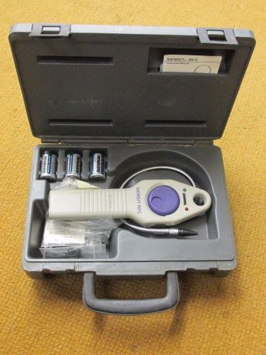 Sensit RFC Refrigerant Gas Leak Detector in Case