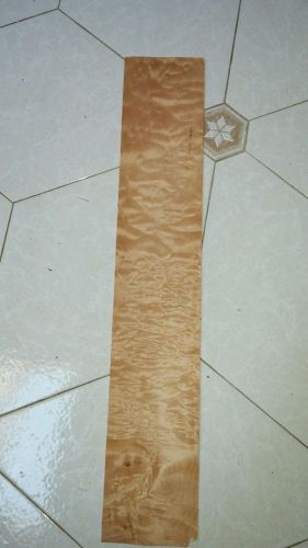 Quilted maple raw wood veneer measures 29 1/2&#034; x 5 1/4&#034; with pillow features