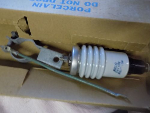 NEW JOSLYN J9211-QS 3KV Q ARRESTER STUD CONN