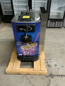 2012 Taylor C709-33 Soft Serve Frozen ice cream machine freezer air cooled five