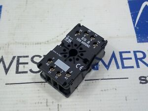Entrelec ES 8 10A 400VAC relay base  26716  8 Pin
