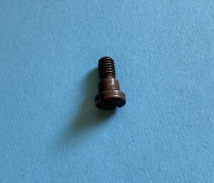 *NOS* 86-SINGER-SCREW FOR SEWING MACHINES-FREE SHIPPING*
