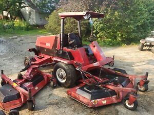 Toro 580D batwing mower, wide area mower