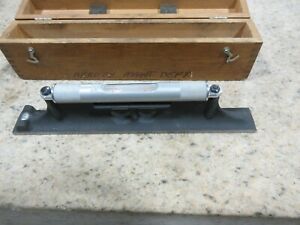 Starrett Machinist 12&#034; Level 98Z-12 w/ Wooden Storage Case