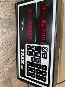 Southwestern Industries Trak 102 Series Readout DT102R-60  DT102-60