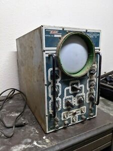 Eico Oscilloscope Model 425. Powers on, nothing on display. Vintage. CRT.