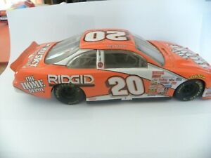 1991 Revell Darrell Waltrip # 17 Western Auto 1:24 Diecast Chevy Lumina no box