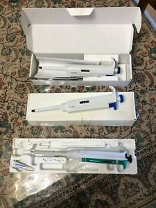 Wheaton 851160 Socorex Micropipette and 2 Mechanical Pipettors